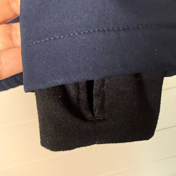 Asics Women's Running Jacket- Size Medium, Navy - Picture 7 of 8